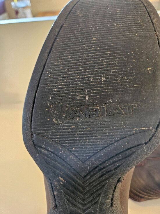 9.5D Ariat Brown Mens Leather Cowboy Boots Western Square Toe Style 10010963 - Picture 13 of 13